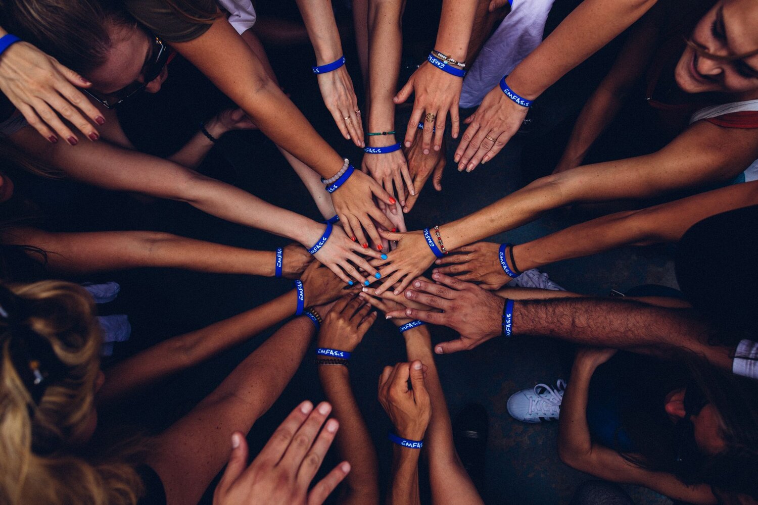 build online communities
