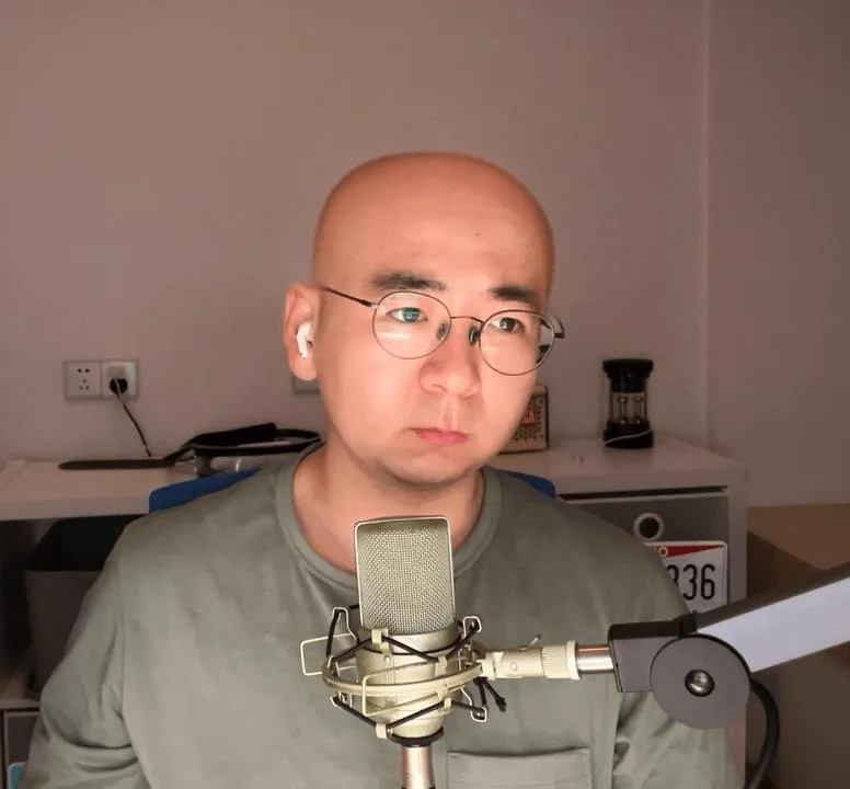 shenye in a very good look