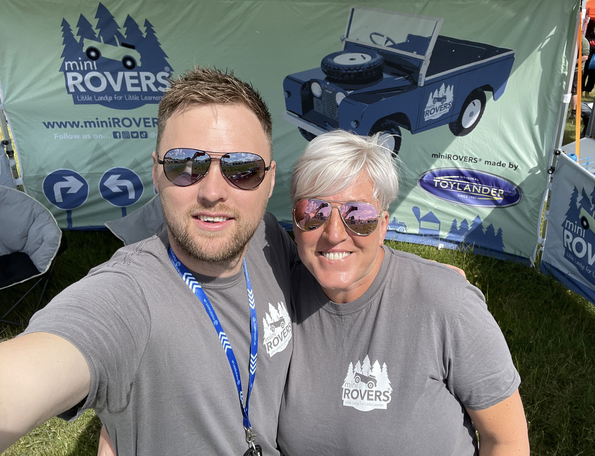 mini ROVERS - About Us