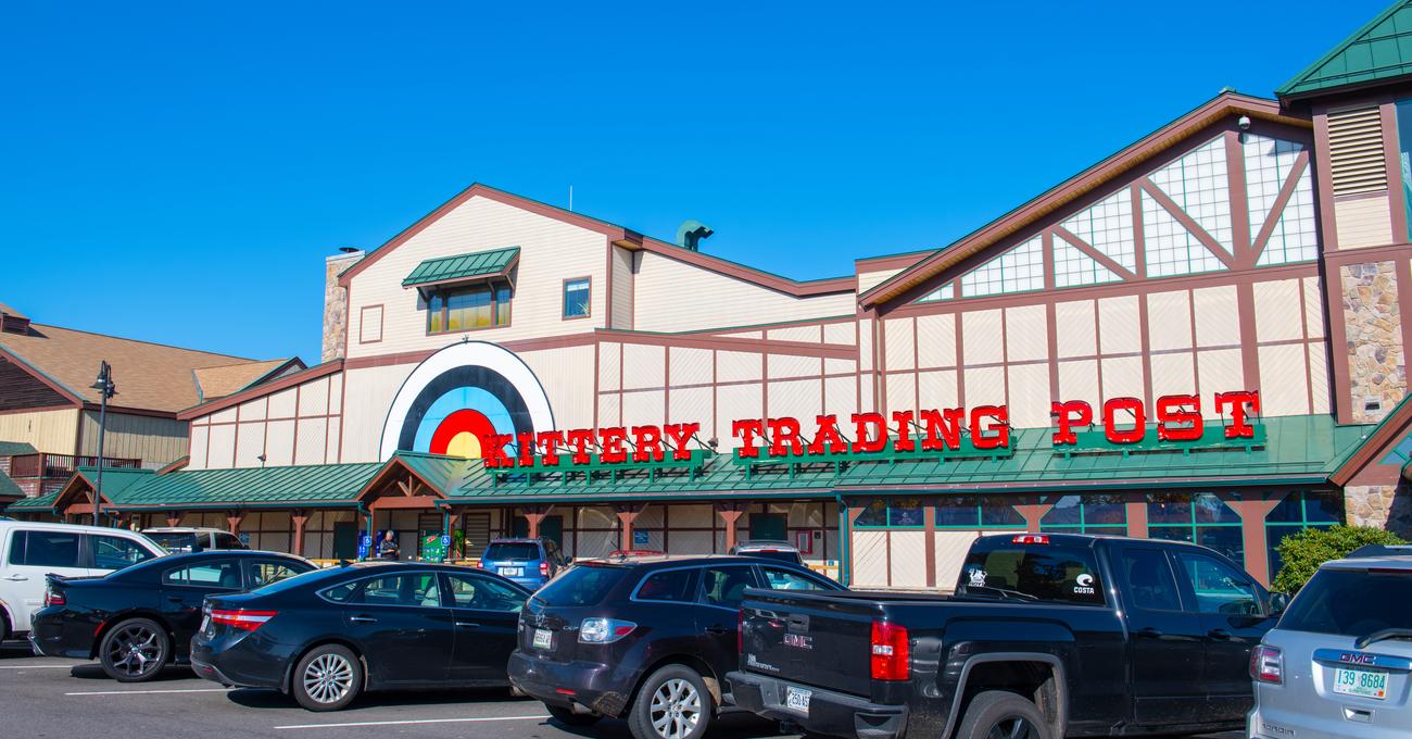 Are Dogs Allowed In Kittery Trading Post Pet Friendly Verdict