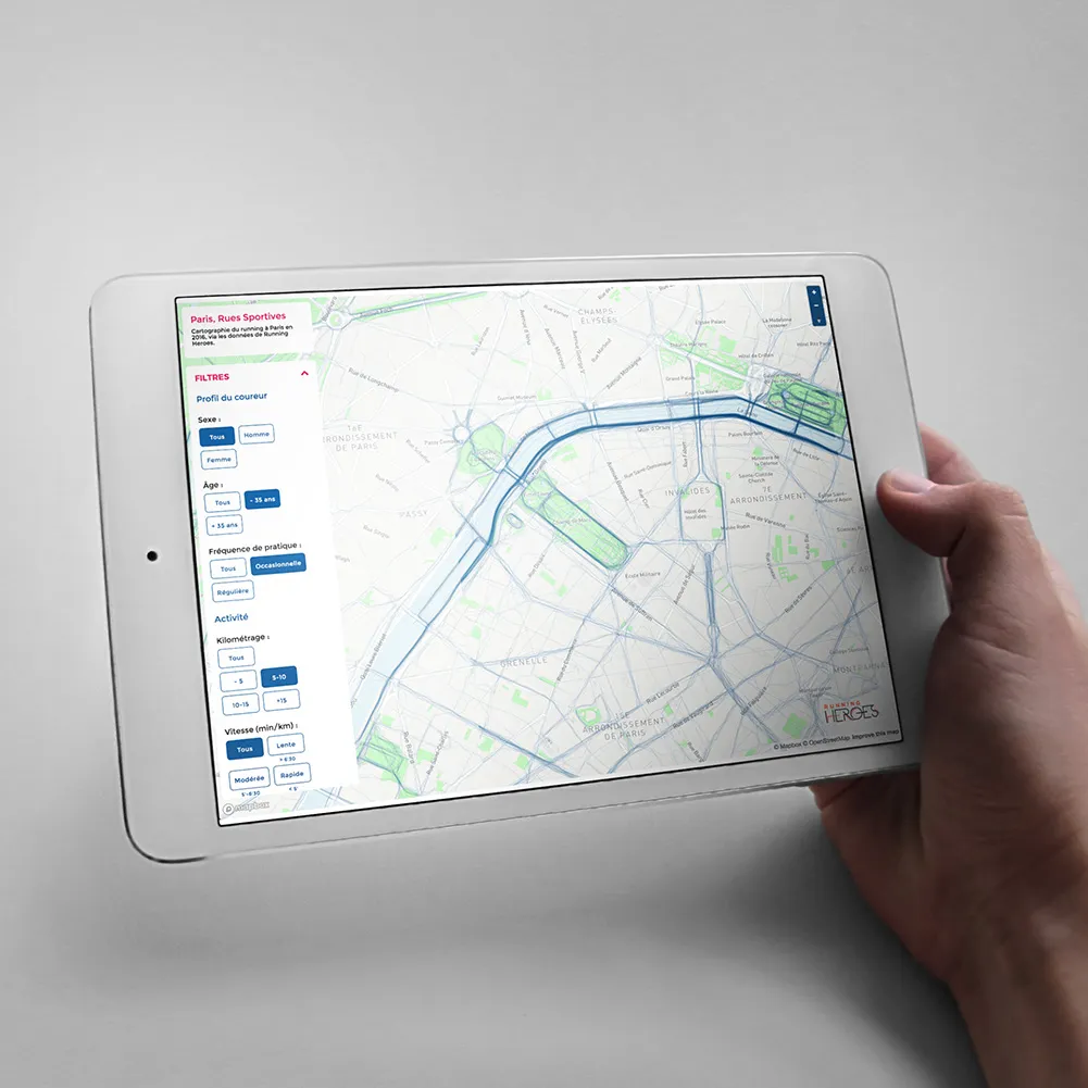 Tablette affichant une cartographie interactive