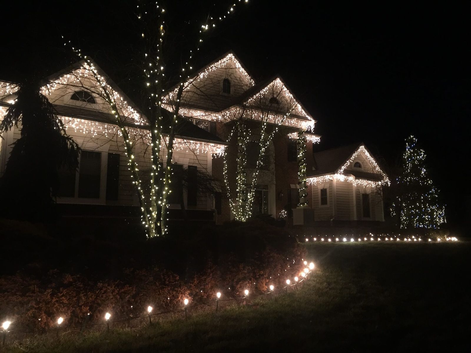 Christmas Lighting Design and Lighting Installation Services The