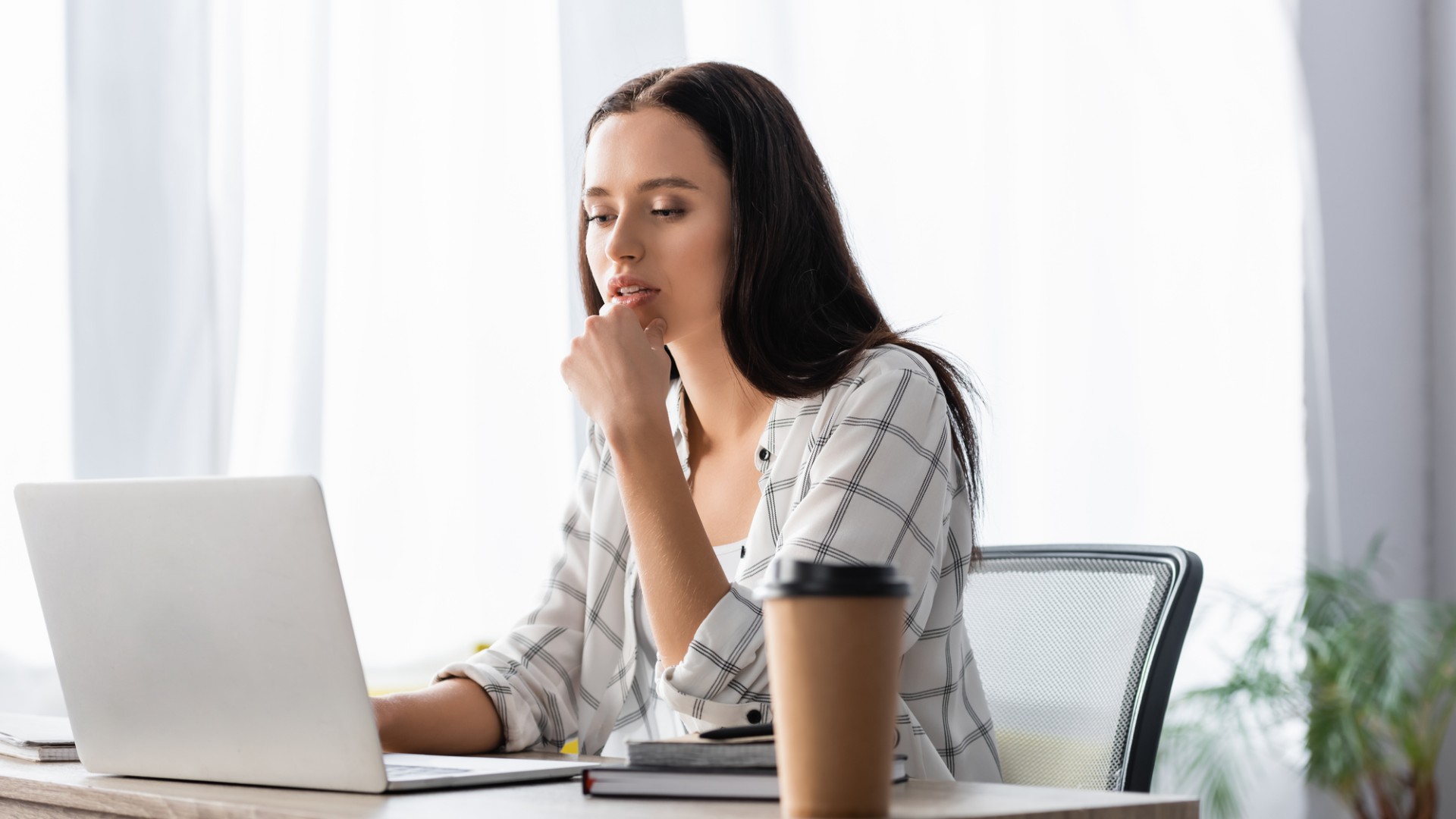 Can You Claim Work from Home Expenses on Your Taxes in 2022?