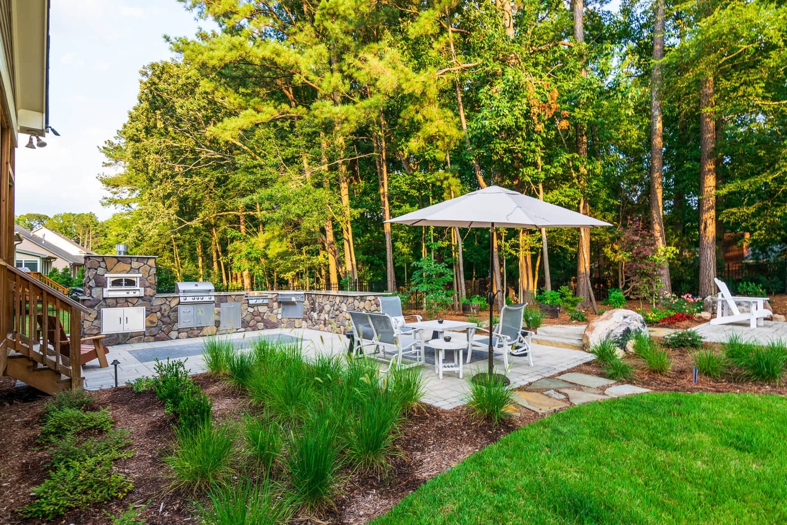 Currin Outdoor Living Doubles