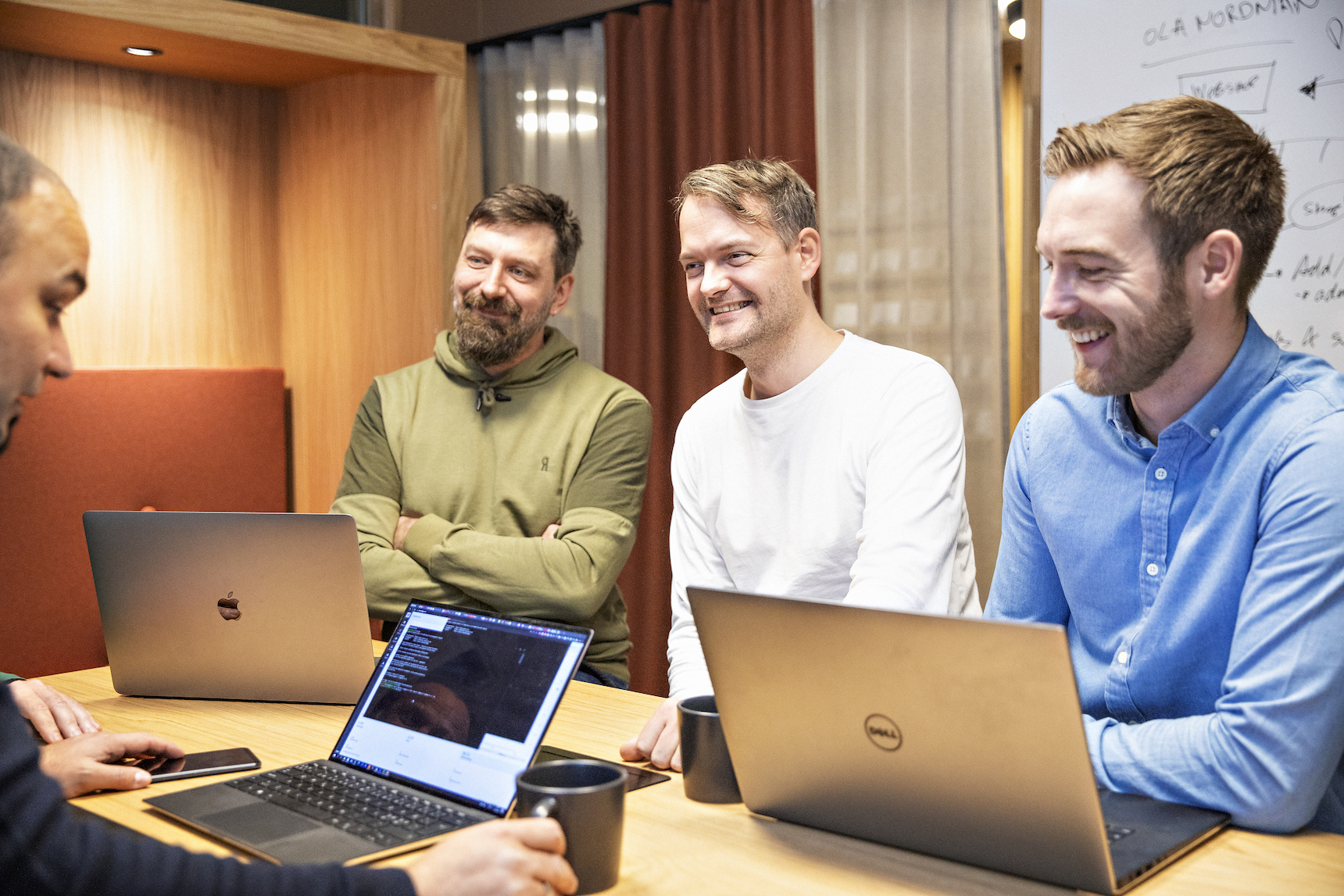 Hva er forskjellen på åpen og lukket kildekode? - Increo