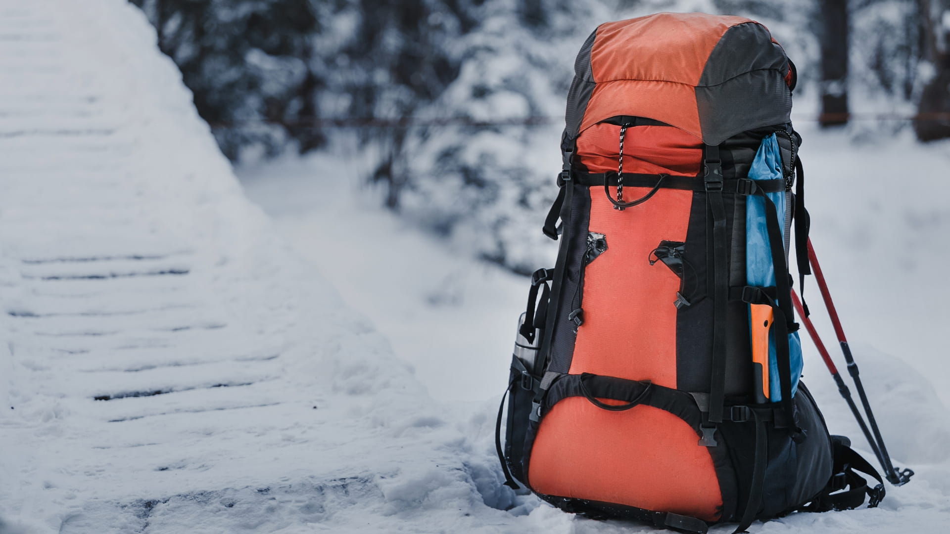 Mountain Climbing Clothing For Winter Summits