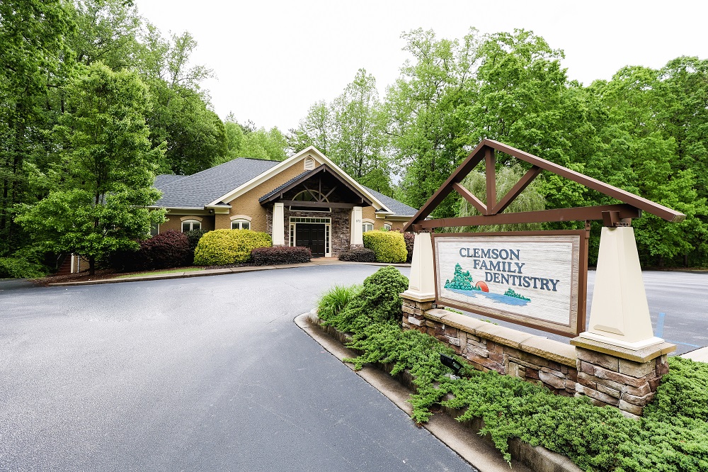 Dentist in Seneca Clemson Family Dentistry