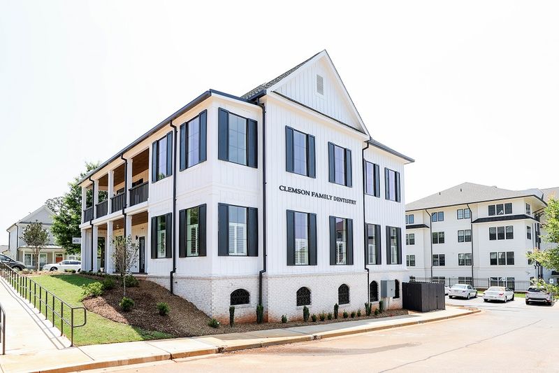 Dentist in Seneca Clemson Family Dentistry