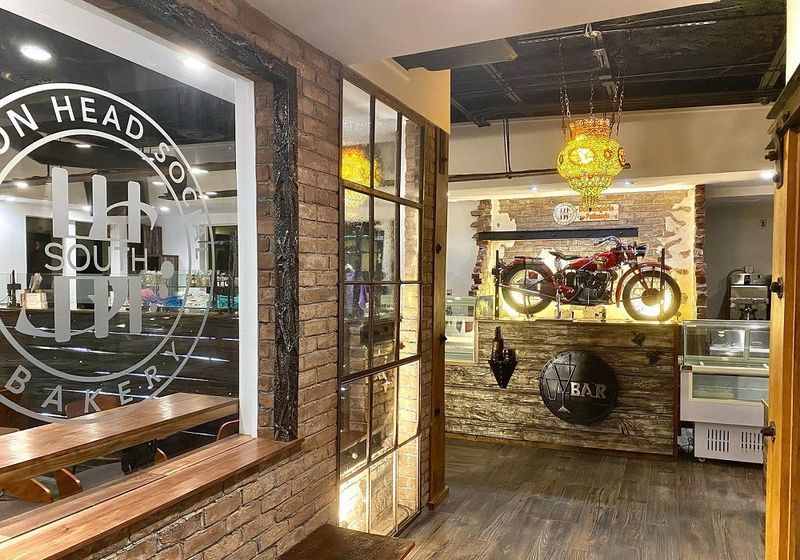 Bakery Hilton Head Breads Desserts Pastries Cakes Shelter Cove Marina South Island