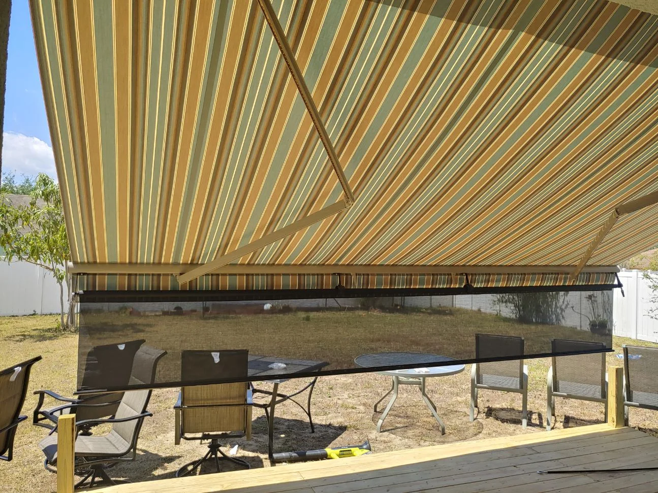 What is The Best Retractable Awning?