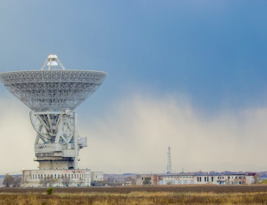 Scientists Develop Artificial Leaf That Turns Carbon Dioxide into Fuel