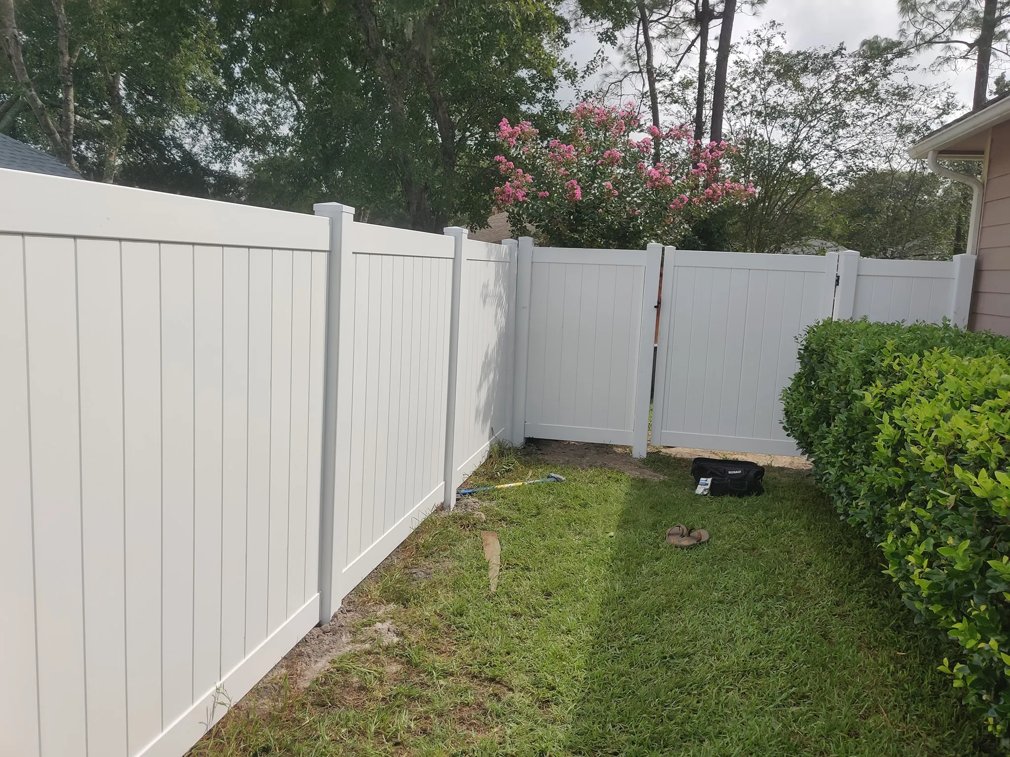 R&R Fencing and More Premier Fencing Contractor in Jacksonville, FL