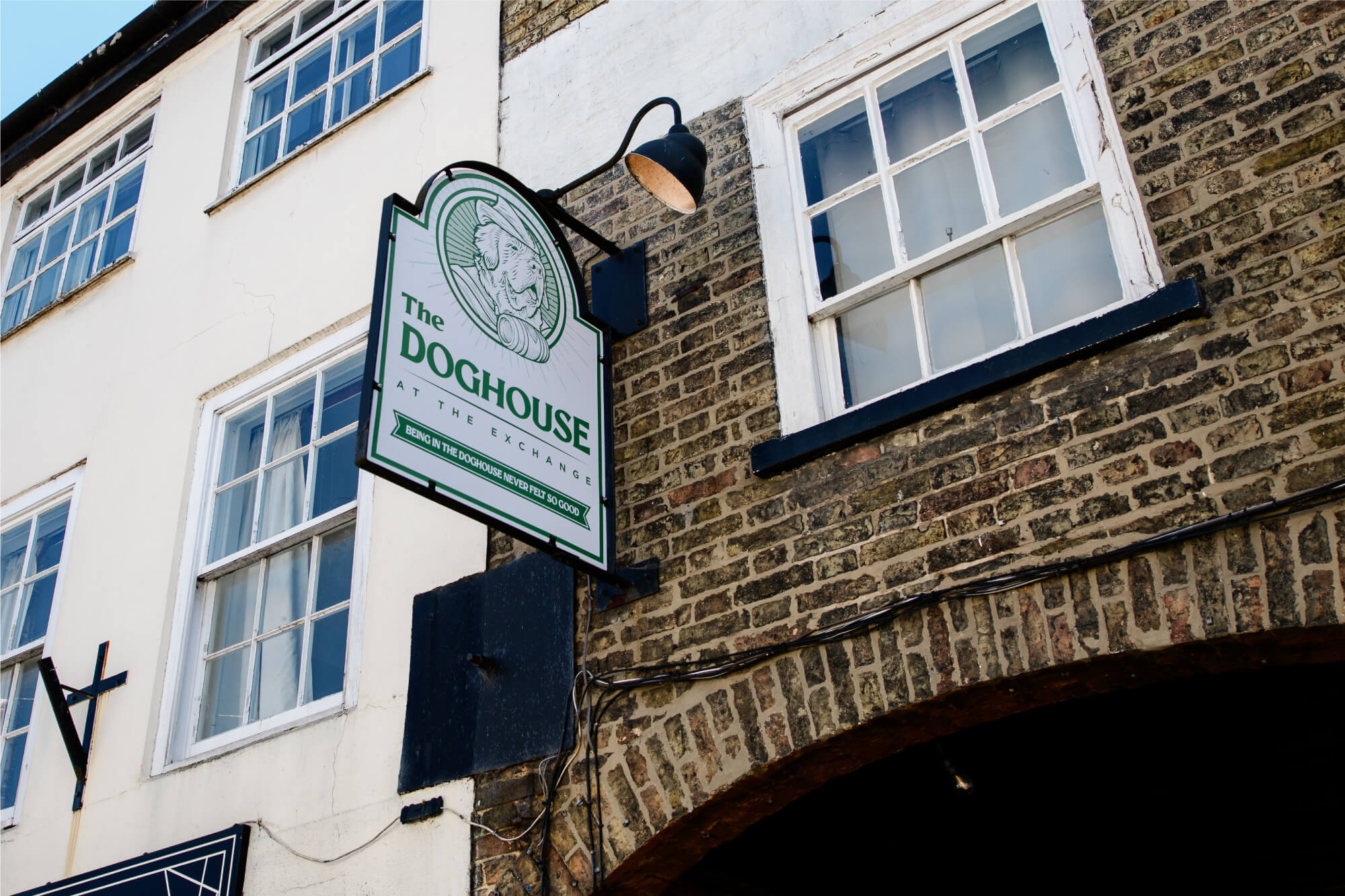 The Doghouse Traditional British Pub in Brigg Drinks, Snacks, and