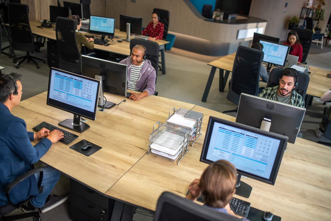 Difference between Help Desk vs Desktop Support AlwaysOn IT