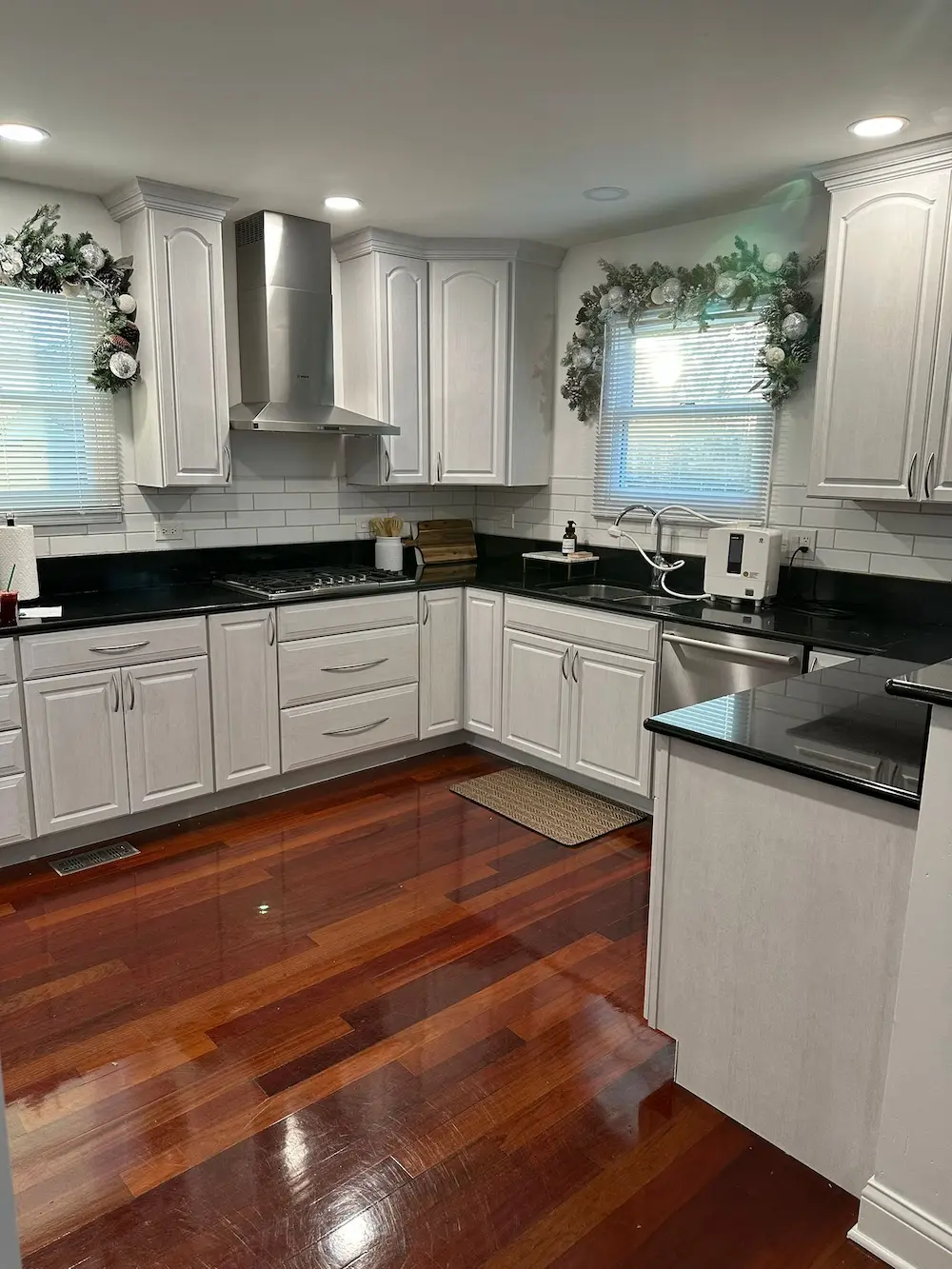 Cabinet & Counter Expo Showcases Innovative Kitchen Cabinet Refacing ...